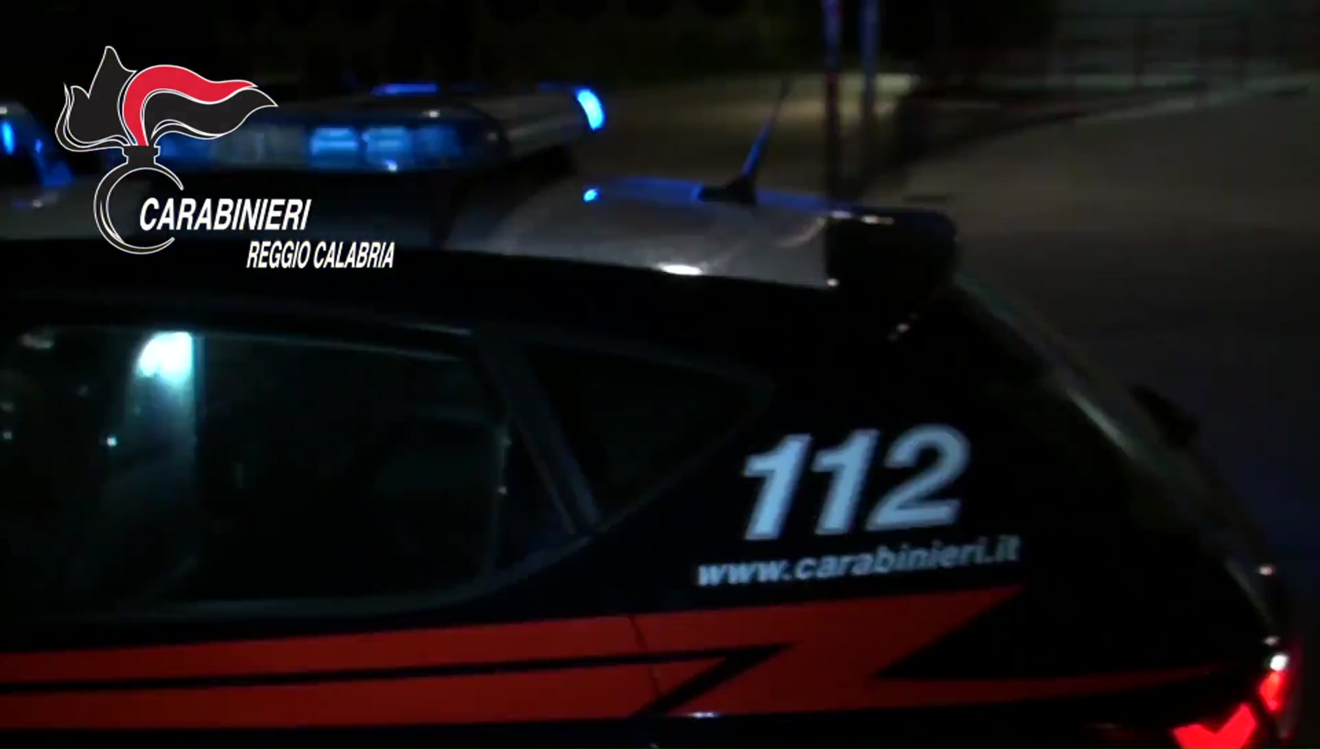 SIMULA IL FURTO DI PEZZI DELLA PROPRIA AUTO PER TRUFFARE L’ASSICURAZIONE. DENUNCIATO DAI CARABINIERI UN UOMO DI PALMI.