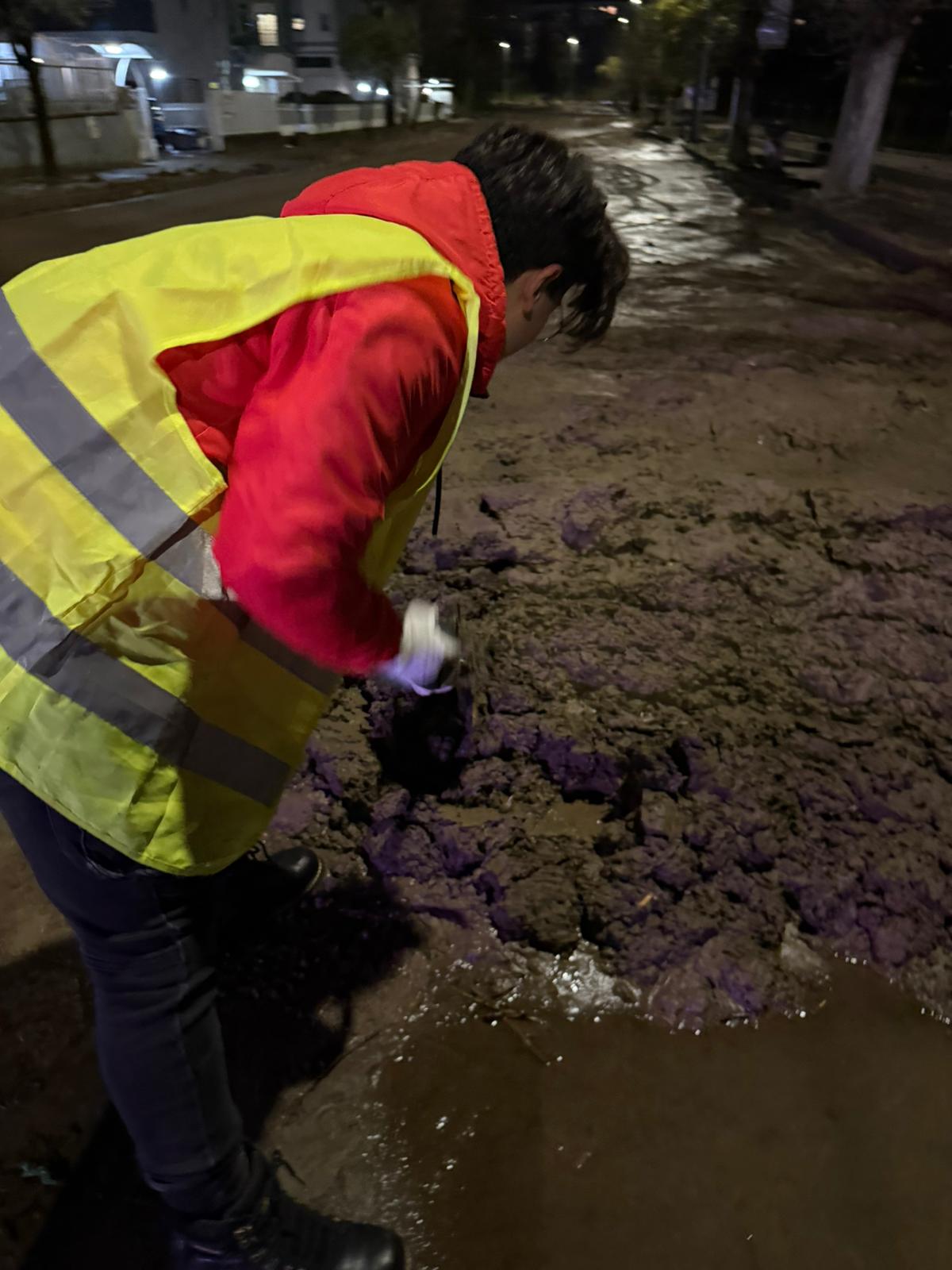 Social Builders APS in prima linea: volontari al lavoro per il ripristino delle aree colpite dal maltempo