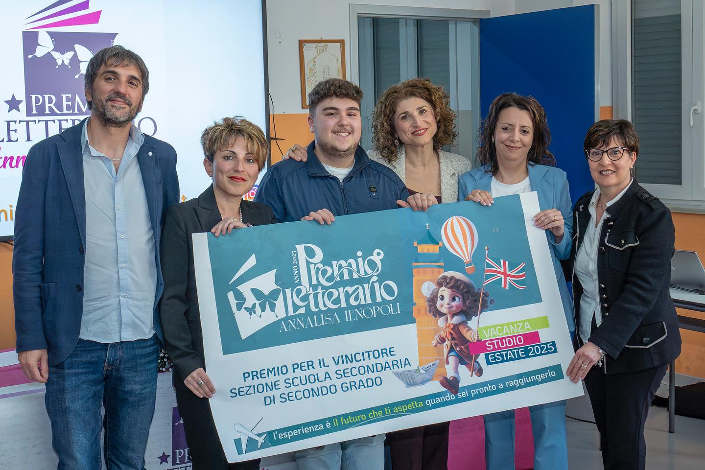 Premio Letterario Annalisa Ienopoli: la cultura che ispira i giovani e trasforma il ricordo in futuro