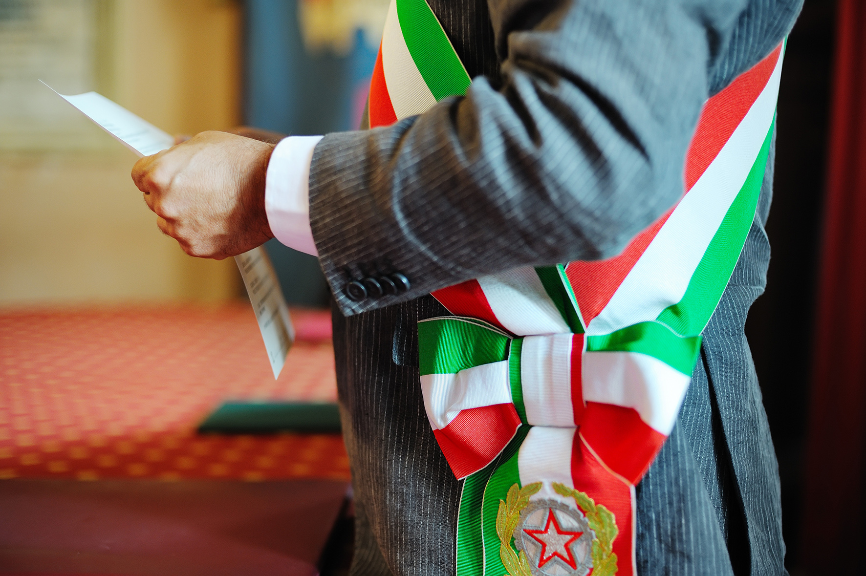 Sindaci all’attacco: “Così i piccoli Comuni non reggono”. Al governo la richiesta di fondi e personale