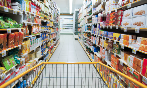 Inflazione, frenata inattesa: rallenta la corsa dei prezzi ma resta alta la tensione sui carrelli