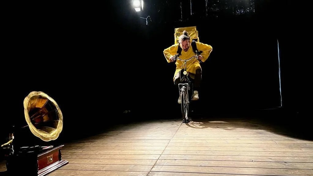 Il teatro che abita i borghi: VACAFEST porta la scena contemporanea nel cuore della Calabria