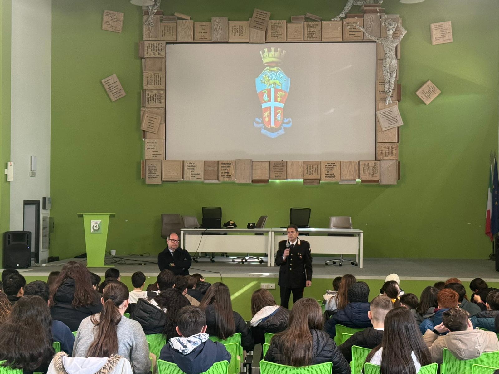 A scuola di legalità: i Carabinieri incontrano gli studenti di Campo Calabro