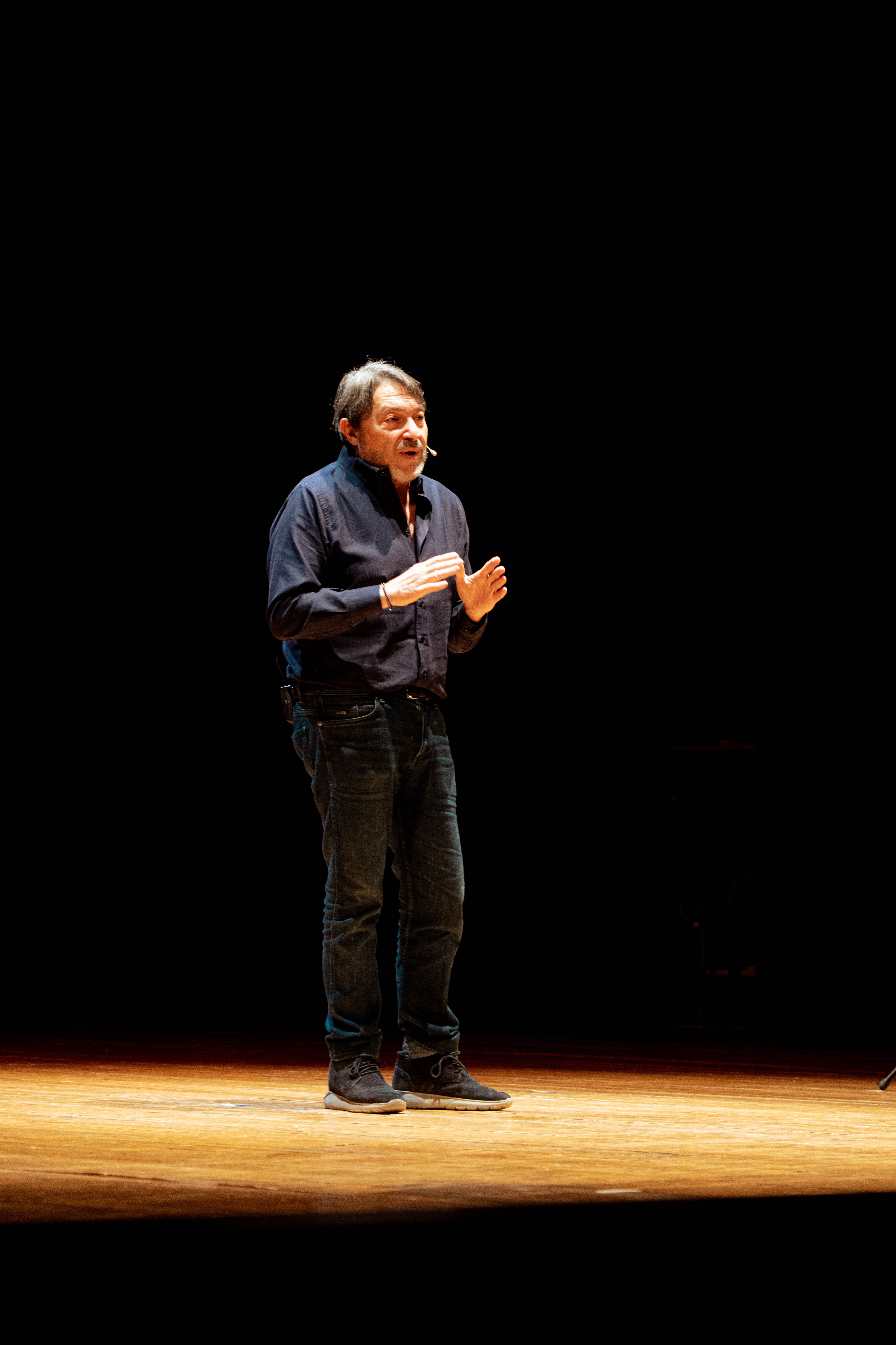 “Sigfrido Ranucci: il coraggio di raccontare la verità. A Lamezia Terme il ‘trapezista’ del giornalismo d’inchiesta”