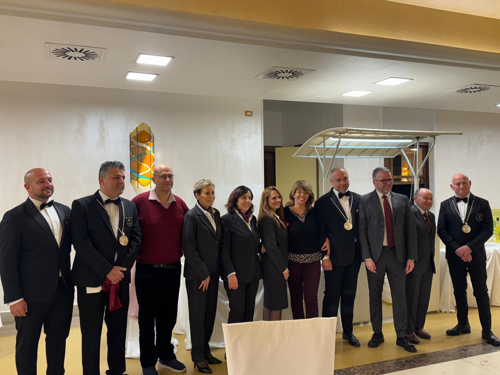 “Tra vino, musica e solidarietà: grande successo per il 2° incontro ‘diVino’ della FISAR Reggio Calabria”