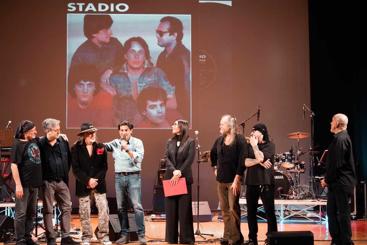 “Ricky Portera accende il Teatro Grandinetti: rock e memoria degli Stadio aprono ‘Note di Stelle’”