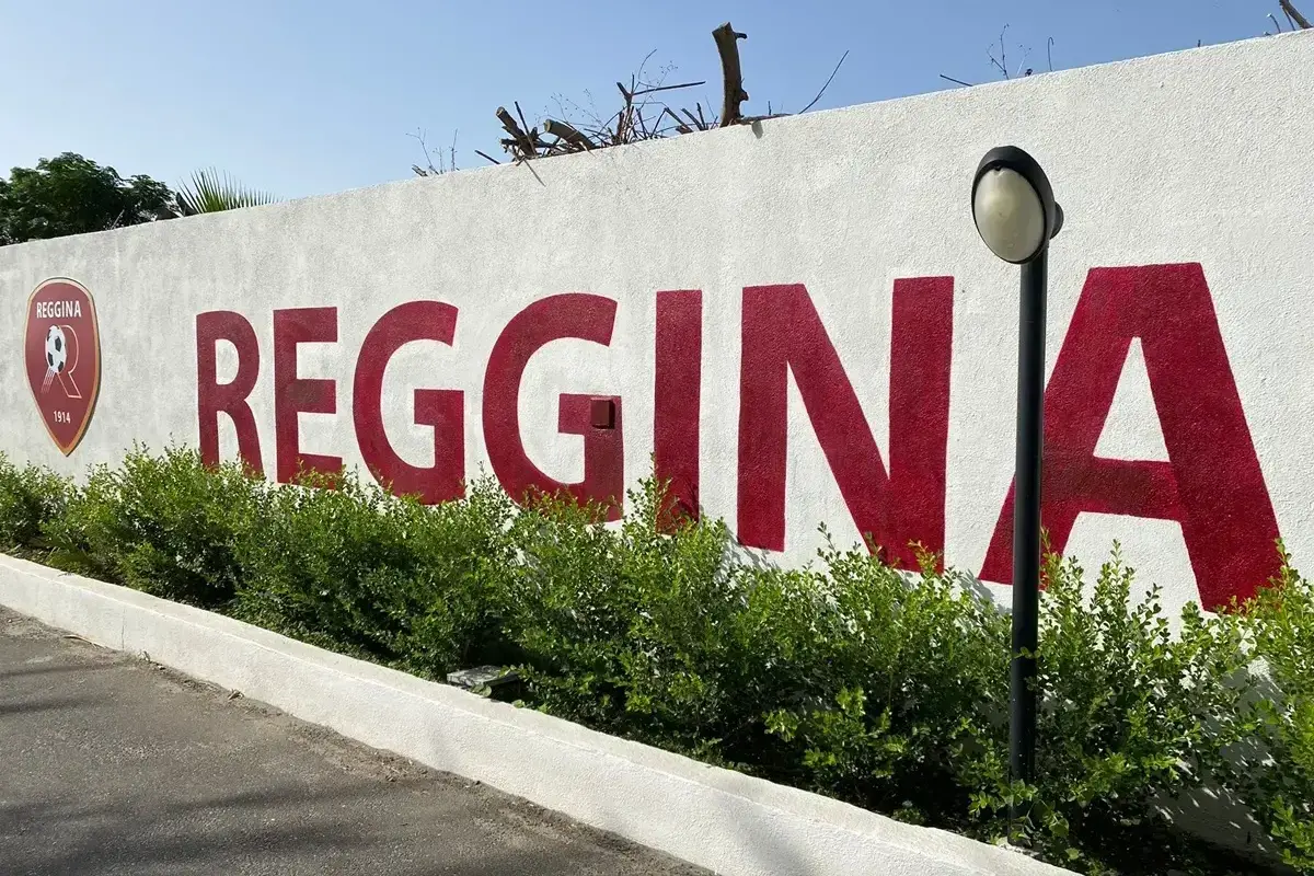 Reggina, il progetto riparte dal campo: entusiasmo e nuovi obiettivi per il club amaranto