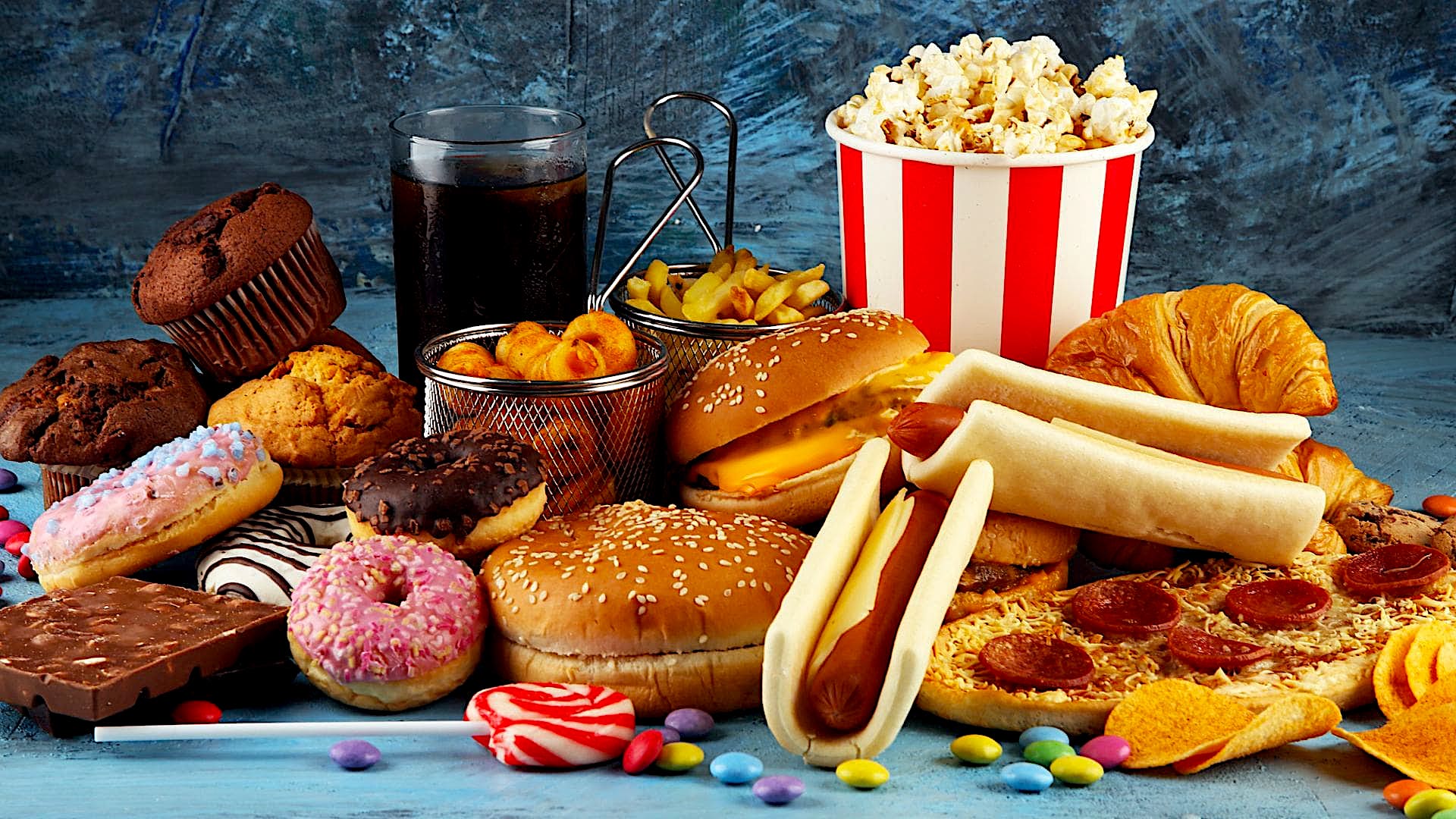 Attenzione alla dieta: gli alimenti ultra-processati possono indebolire le ossa e aumentare il rischio di fratture