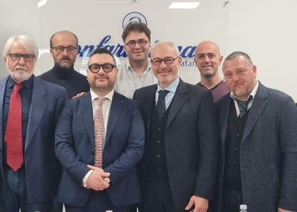 Caraffa al limite: imprese in affanno tra acqua, energia e rete assenti