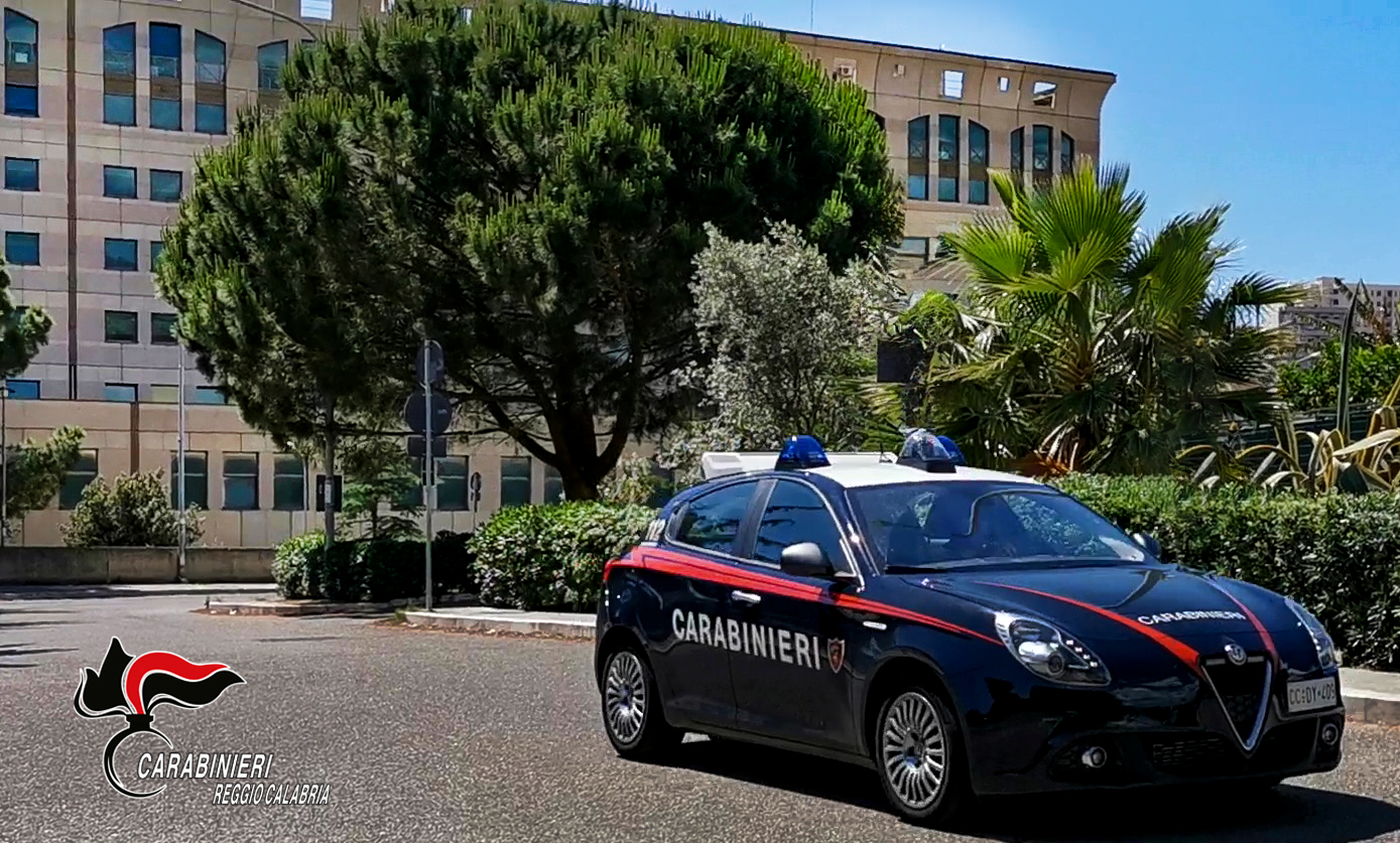 Reggio Calabria, scatta il primo arresto per “fuga pericolosa”: applicato il nuovo Decreto Sicurezza