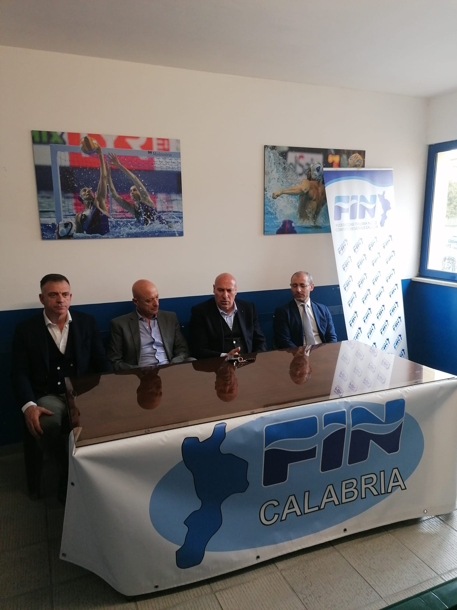 Crotone torna a nuotare in grande: riapre la Piscina Olimpica, unico Centro Federale FIN della Calabria