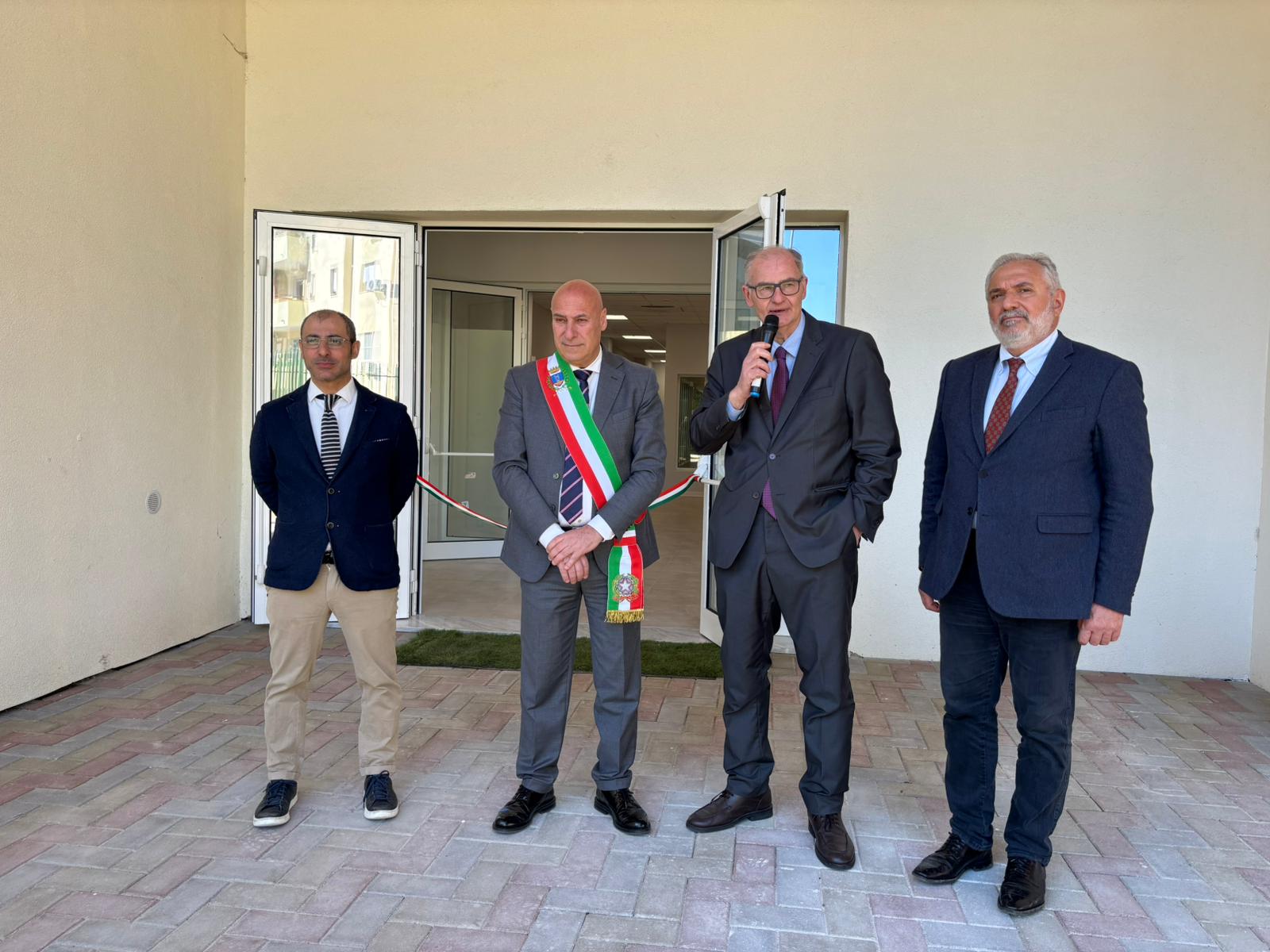 Via Pirandello apre le porte al futuro: inaugurato il nuovo asilo nido comunale, simbolo di crescita, qualità e servizi per le famiglie