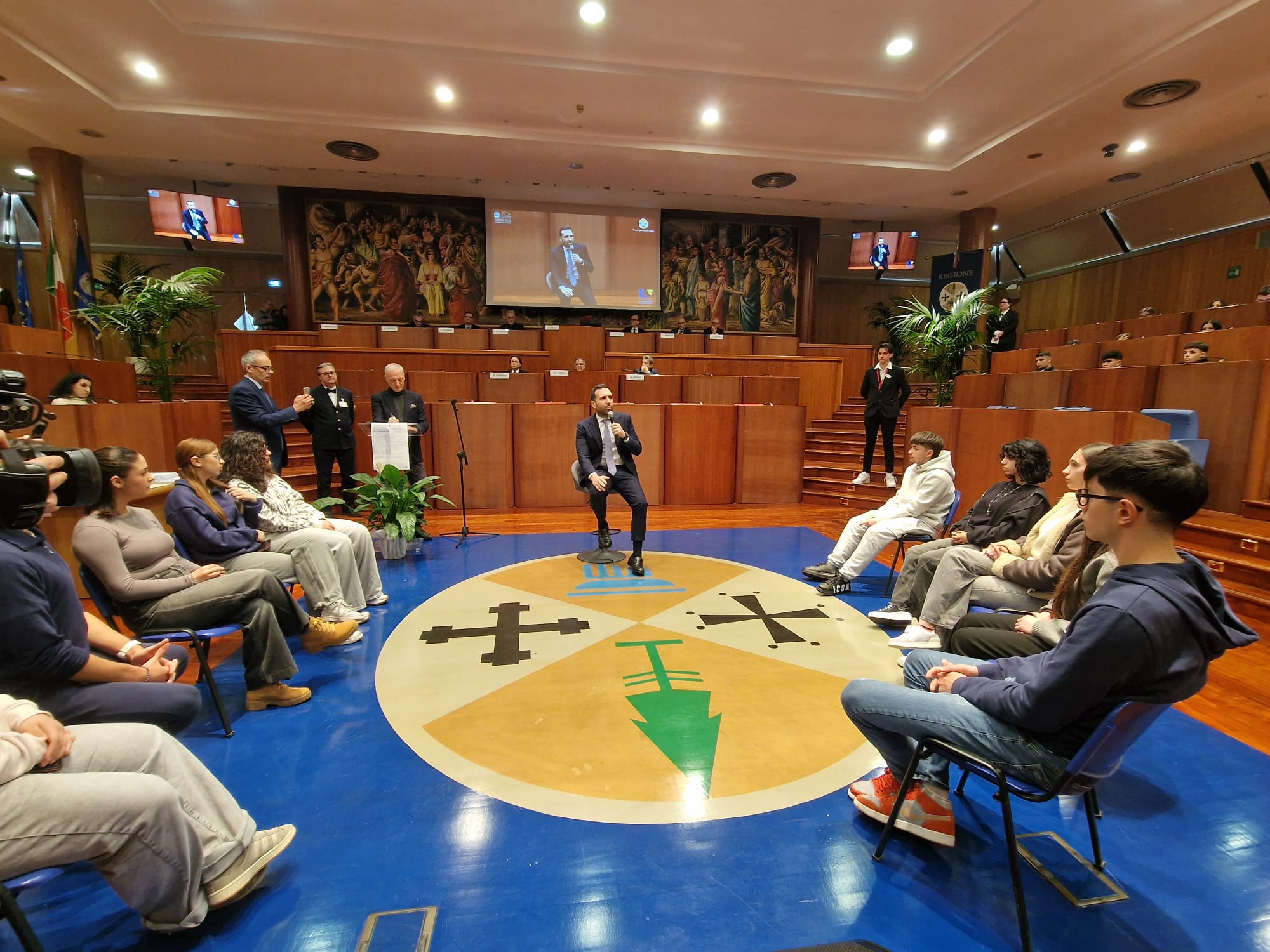 Reddito di merito, svolta per i giovani calabresi: incentivi per studiare e restare