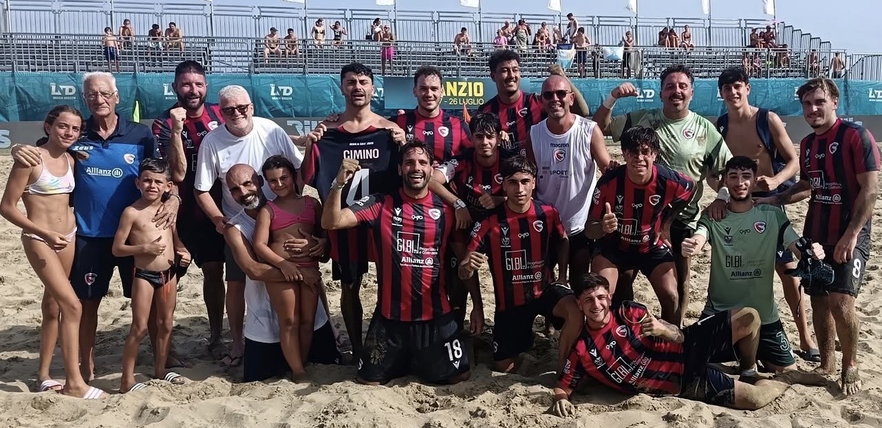 Trionfo Rossoblù sulla Sabbia: Il Sakro Crotone Chiude 5° in Serie A e Mira ai Playoff
