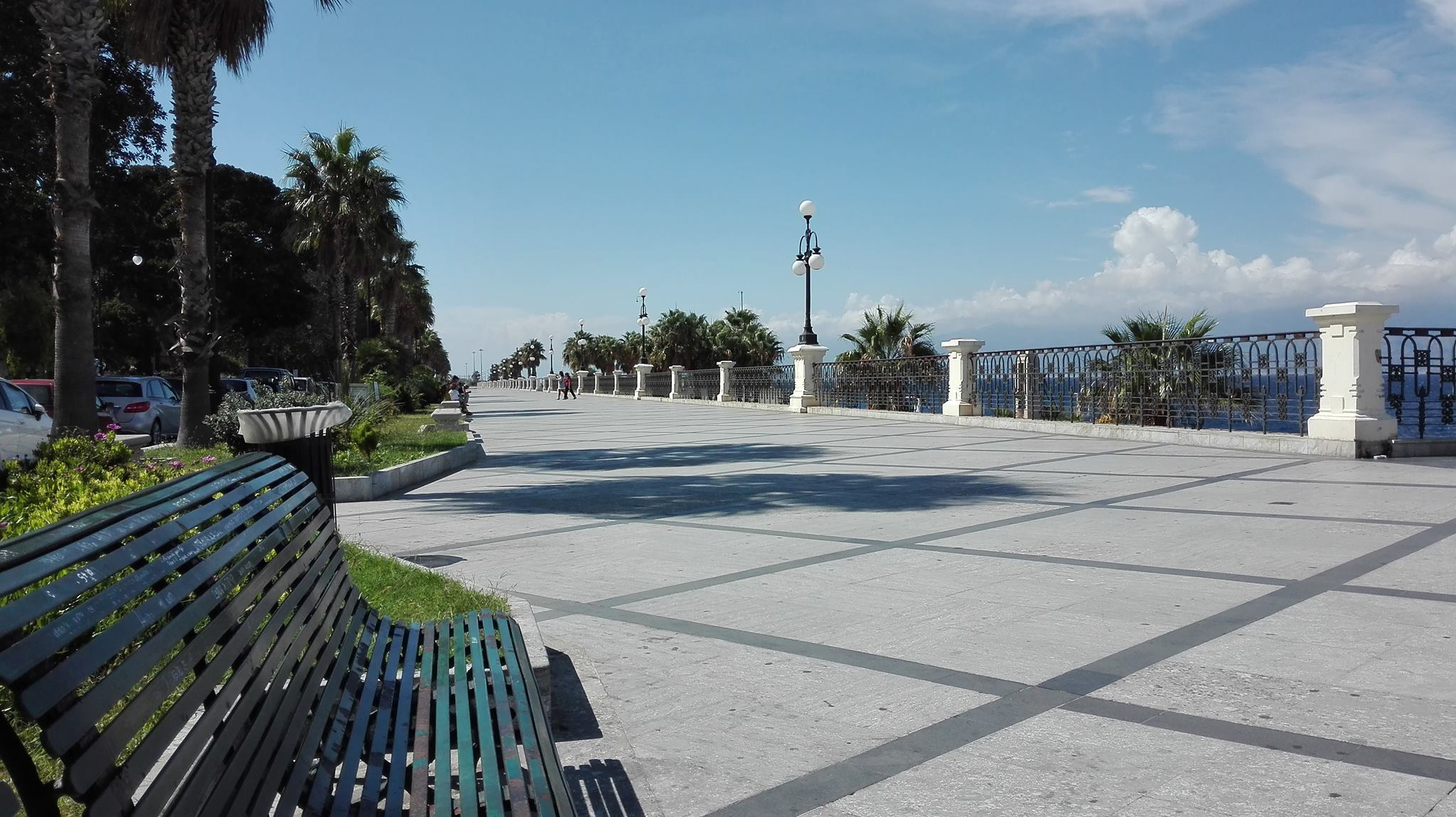 Vinitaly accende Reggio Calabria: il Lungomare diventa una vetrina per vino, territorio e spettacolo