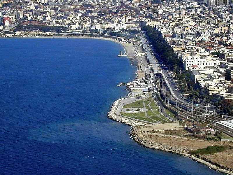 Caldo, Reggio Calabria resta da bollino rosso: allerta massima anche venerdì 14 agosto