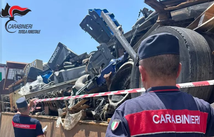 Tortora, gestione illecita di rifiuti: sequestrato un complesso industriale