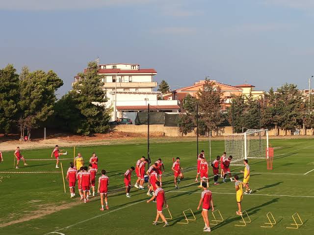 Catanzaro, organico rinnovato: ora la parola passa al campo 