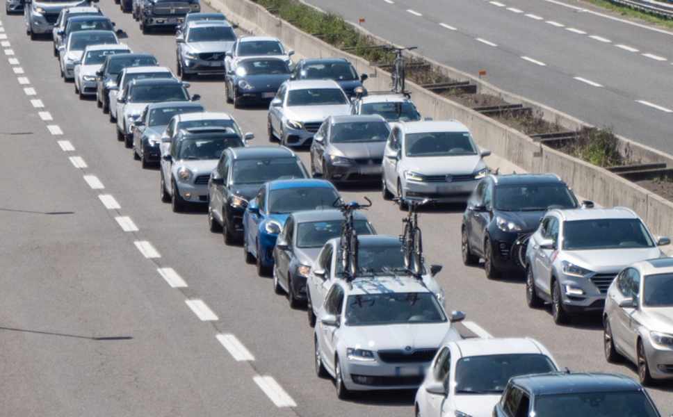 Controesodo, quasi 21 milioni di veicoli sulle strade Anas: traffico intenso e disagi sulla A2 in Calabria