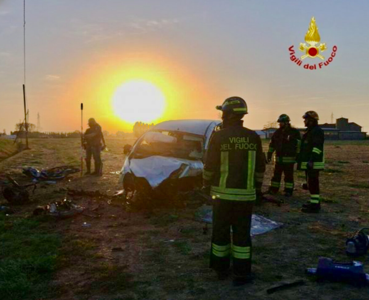 Rosarno, tre morti e un ferito sulla Statale 682: strada chiusa verso la città