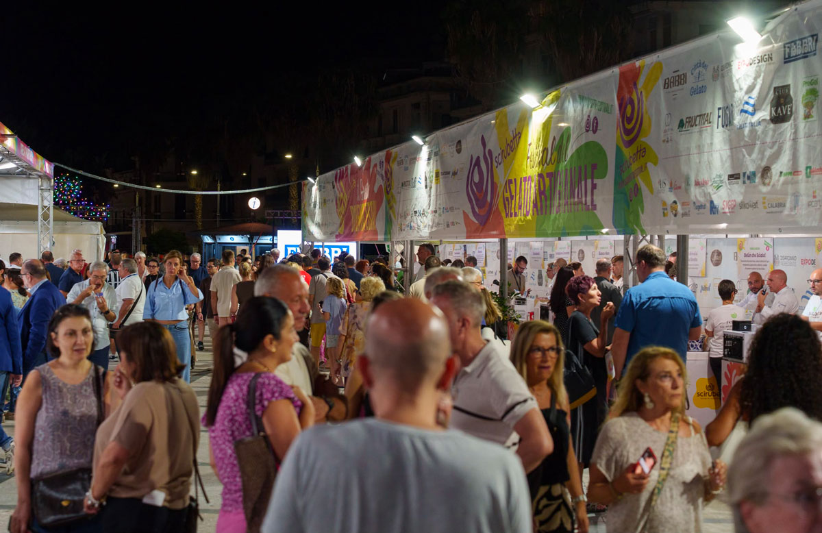 Reggio Calabria, ultima sera di Scirubetta: musica e gelato sul Lungomare