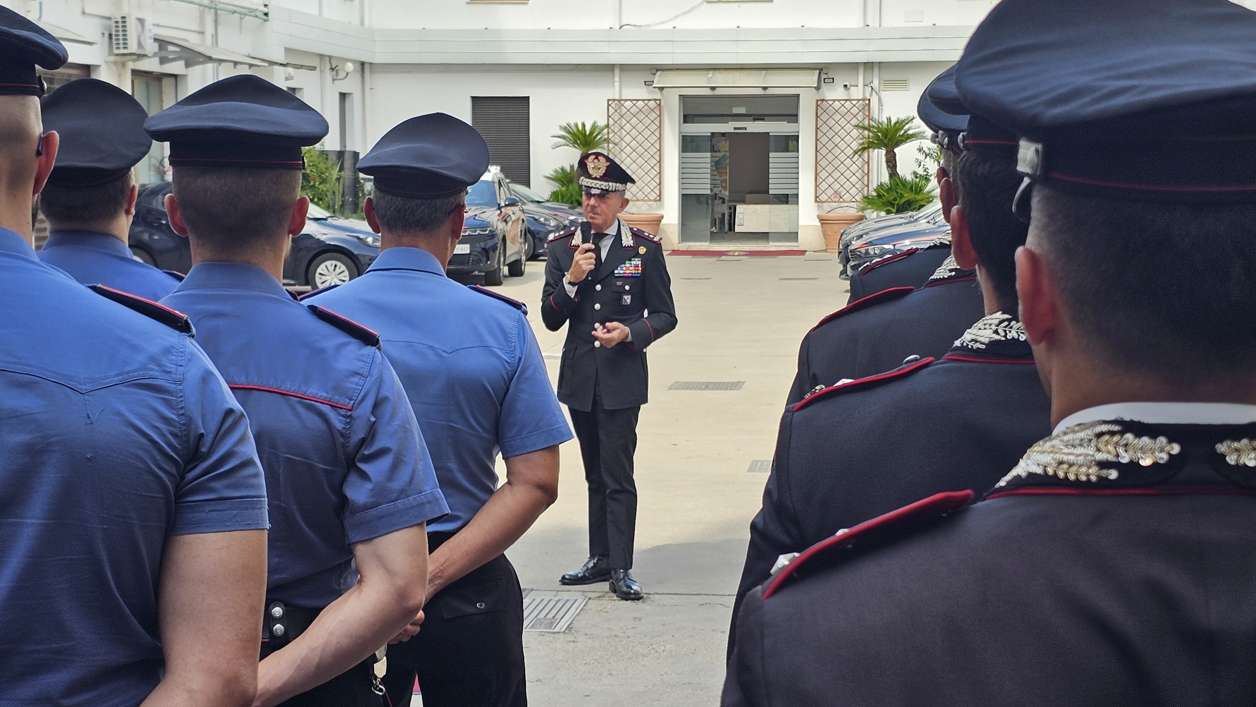 Reggio Calabria, il saluto del generale Sciuto ai Carabinieri prima del nuovo incarico a Roma
