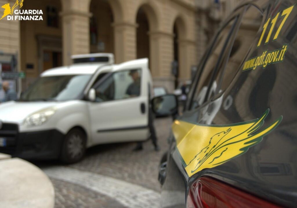 Chieti, scoperto sistema di caporalato transnazionale nel trasporto merci