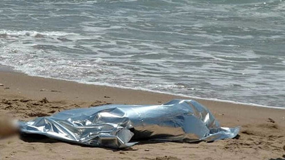 Marina di Gioiosa Ionica, trovato un corpo senza vita sul lungomare
