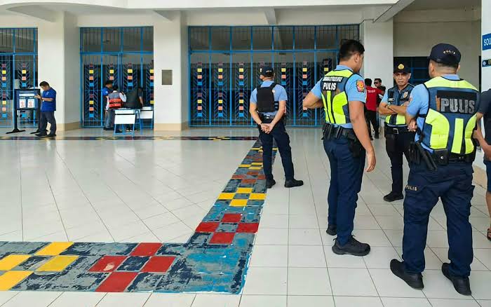 Filippine, sparatoria in una scuola di Banga: due studenti uccisi e otto feriti