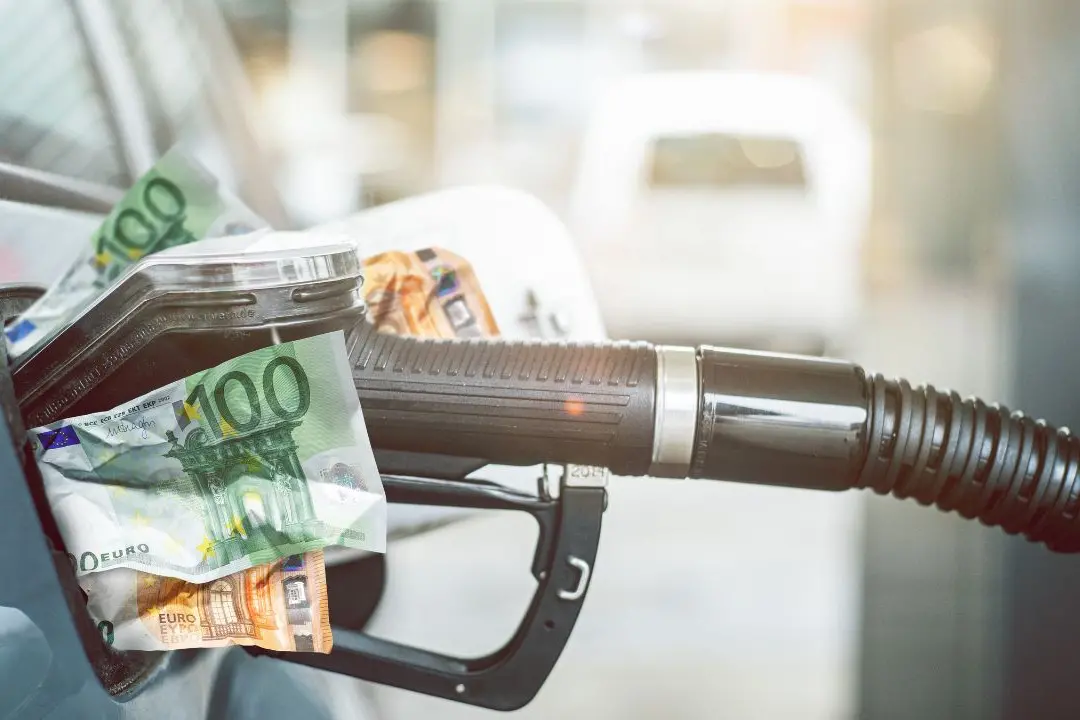 Caro-gasolio, nel Crotonese diesel comunicato a 3,189 euro al litro