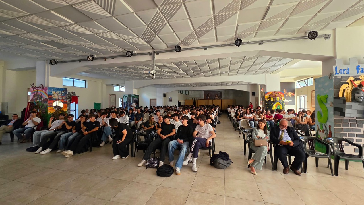 Lamezia Terme, giovani e imprese a confronto sull’Intelligenza Artificiale con “Traiettorie”